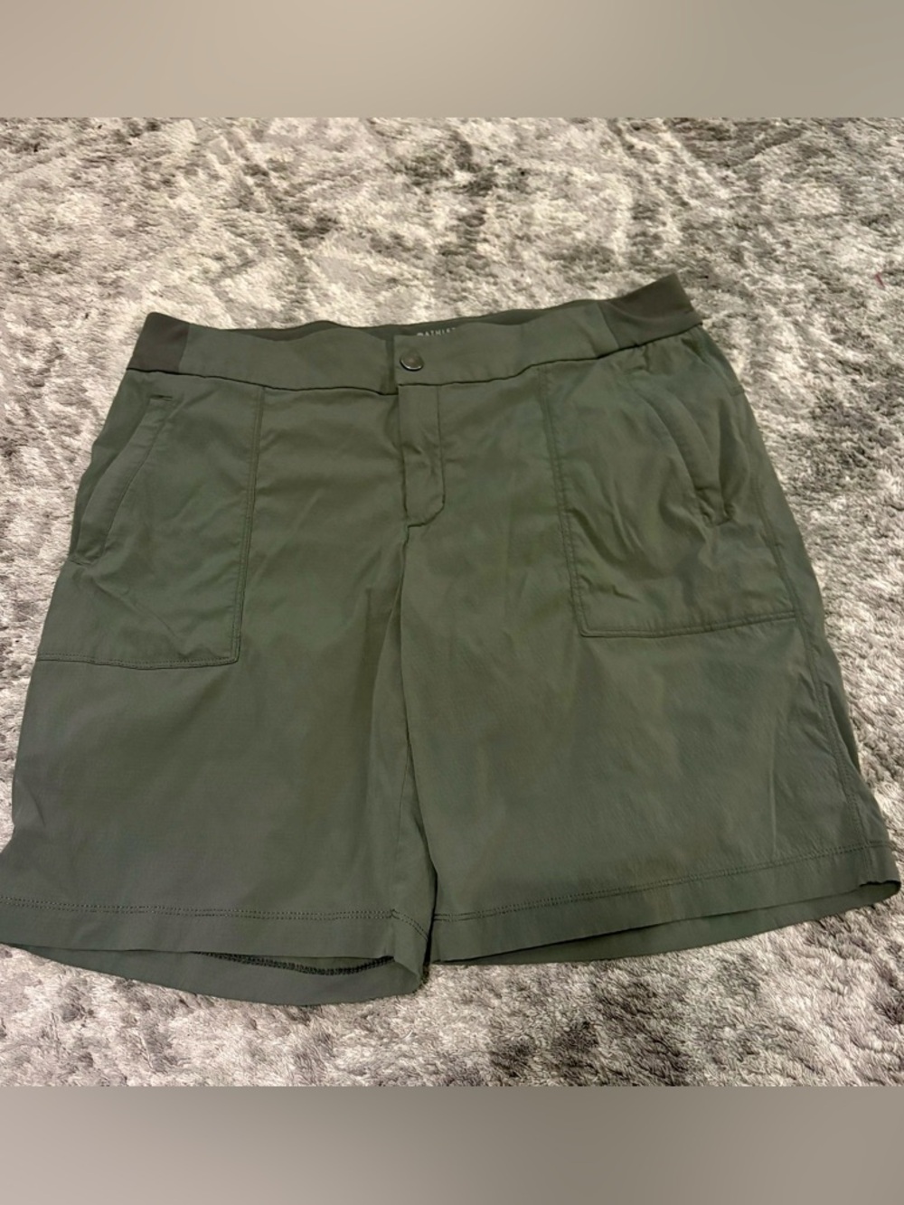 Athleta Olive Green Women's Utility Pull-On Shorts